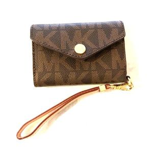 Michael Kors wristlet/wallet